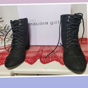 🖤Madden Girl Booties👢